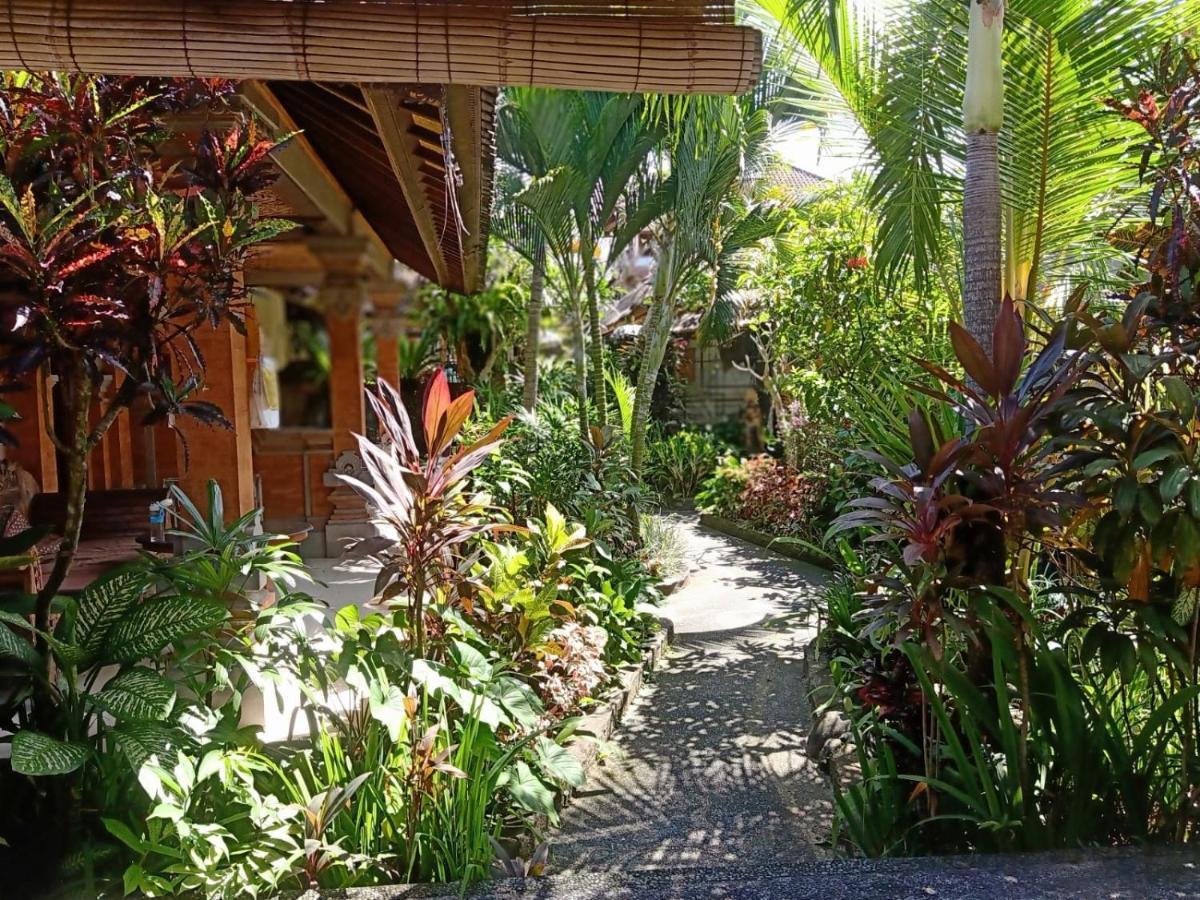 Family Guest House Ubud Kültér fotó